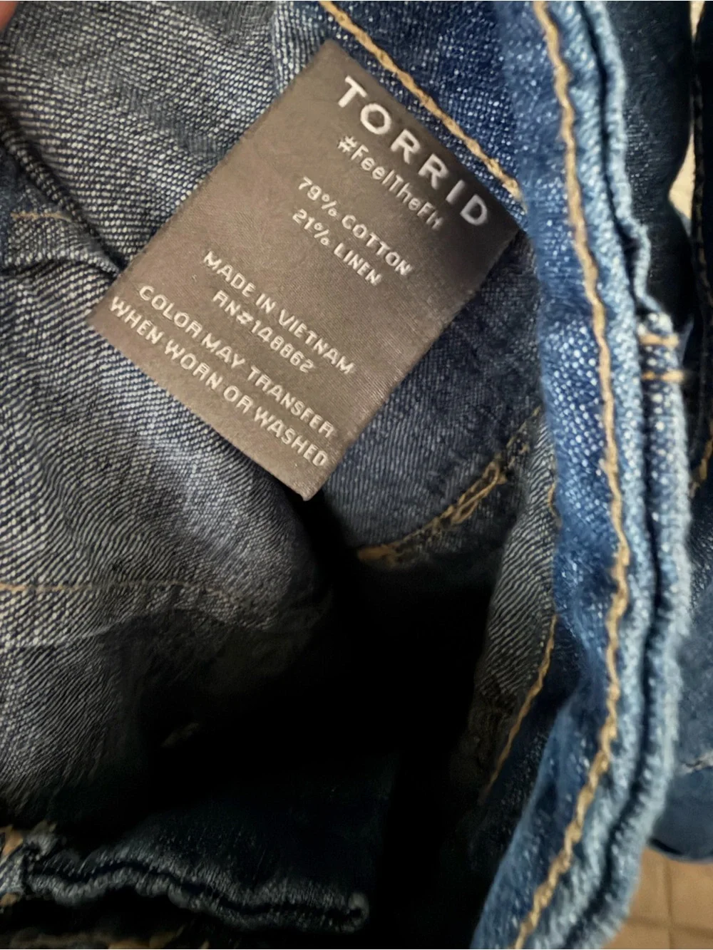 Torrid Baggy High Rise Tie Belt Lightweight Denim Short Size 16- 4.5